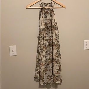 Women’s Olive & Pim flower cream dress EUC